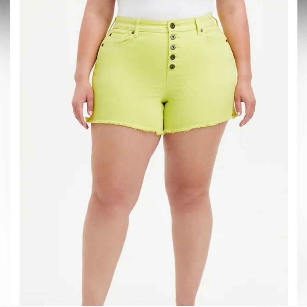 Torrid size 24 High Rise Denim stretch neon green shorts used good condition